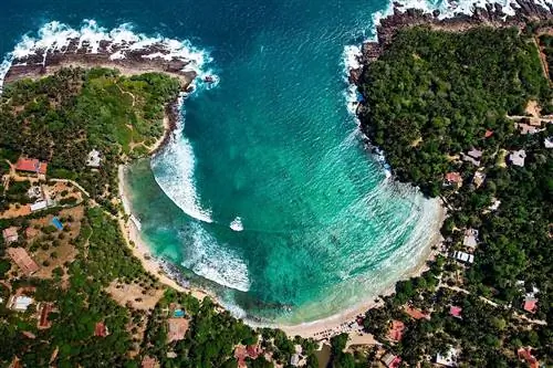 Hiriketiya-beach-sri-lanka-1361838410, Пляжи Шри-Ланки