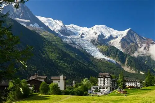 Glacier-des-Bossons-1650131245, походы к ледникам