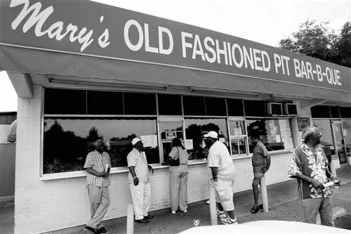 Marys-old-fashioned-pit-bbq-nashville-restuarants-facebook-2893979734029783, Рестораны в Нэшвилле