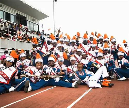 Группа Университета Линкольна, тур HBCU