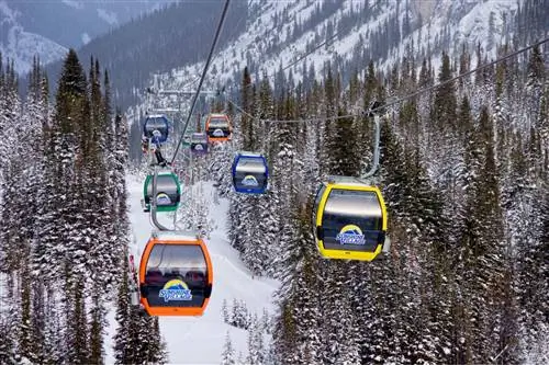 Горнолыжный курорт Sunshine Village в канадских Скалистых горах