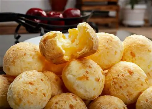 Бразильский сырный хлеб для закусок, pao de queijo