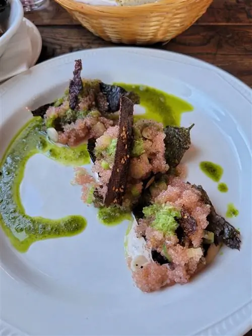 отель-квартира-ресторан-исландия