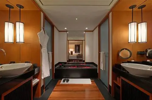 Ванная комната в номере отеля The Setai, Майами-Бич, Флорида
