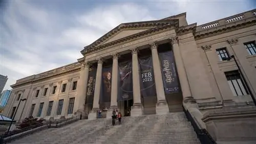 'Фасад Института Франклина в Филадельфии, где проходит выставка Гарри Поттера'