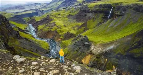 Пеший туризм - один из лучших способов увидеть Исландию, если следовать этому важному правилу