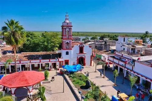 сельская церковь в старом мекскалтитане