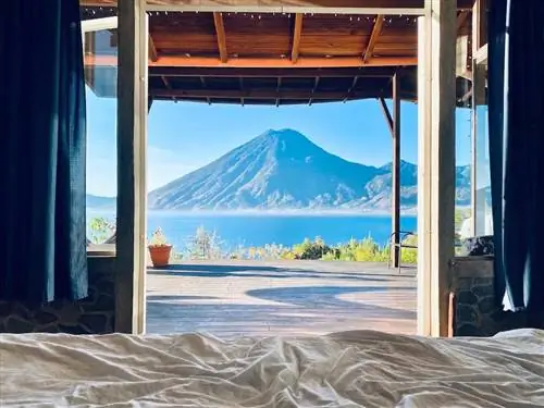 Airbnb