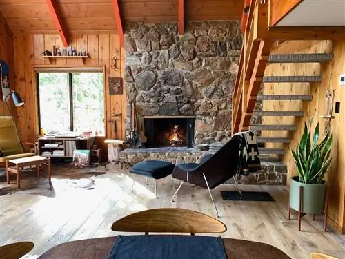 Airbnb