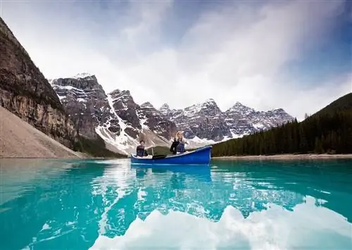 10 мест в канадских Скалистых горах, которые стоит посетить прямо сейчас