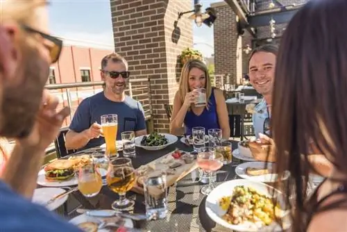 Траверс Сити еда