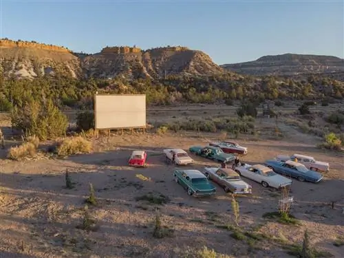 Yonder-Escalante-RV-park-in-Utah-drive-in