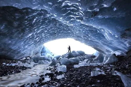 Хрустальная пещера, Исландия