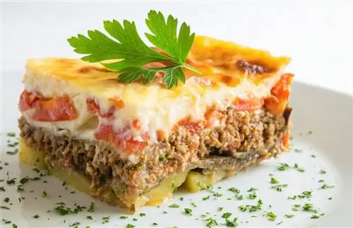 многослойная мусака с бешамелем