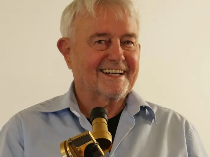 Бобби Шенк с секстантом