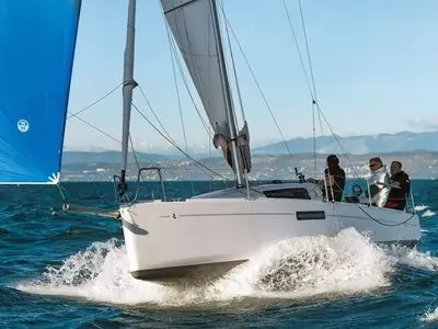 холми! Beneteau First 27 парусный Genni Adri2020 PR_AS-PP20-4243