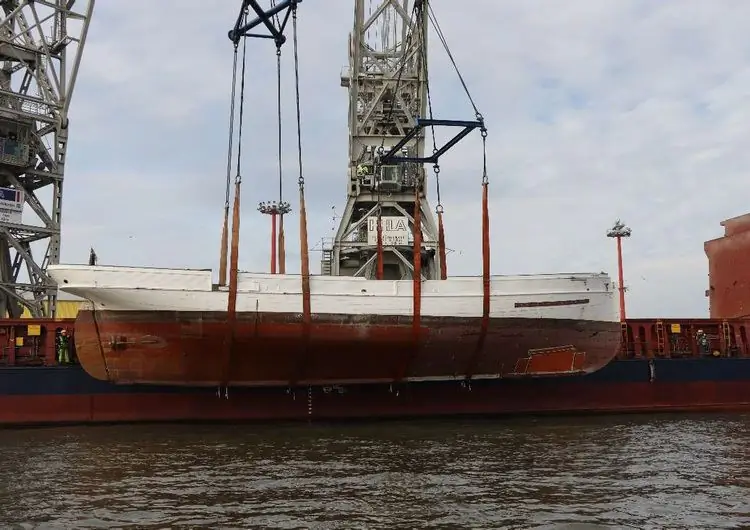 Вернуться на верфь