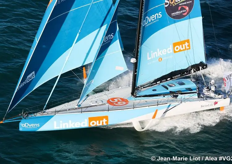 Vendée Globe: драматический урон занявшему второе место