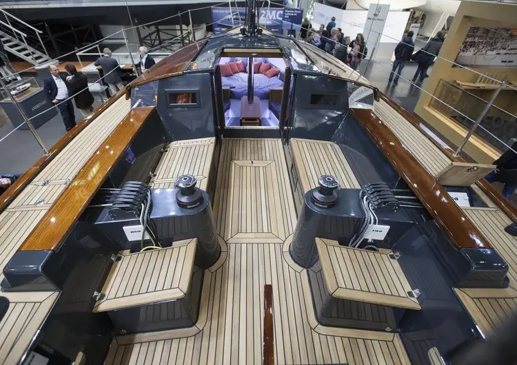 Премьеры 7: Универсал из Франции