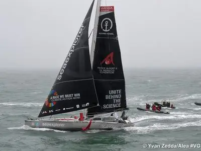 холми! Vendée Globe