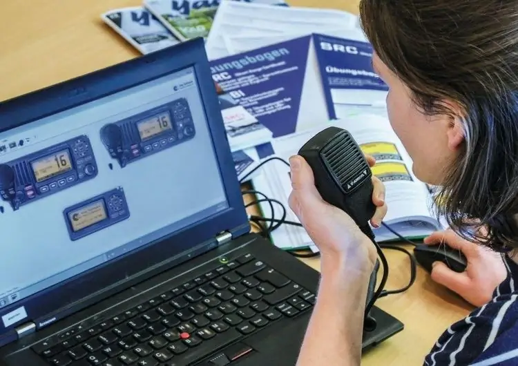 Проще благодаря тесту радиосвязи с обучающим программным обеспечением SRC