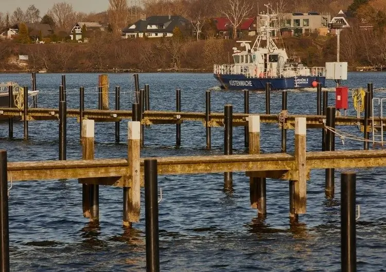 Иски против закрытия портов