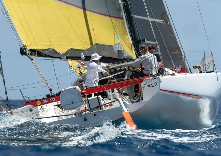 «Красный» без руля - подрыв на Северной Атлантике