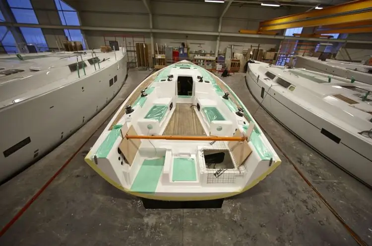 Прототип Dehler 38 на Hanseyachts