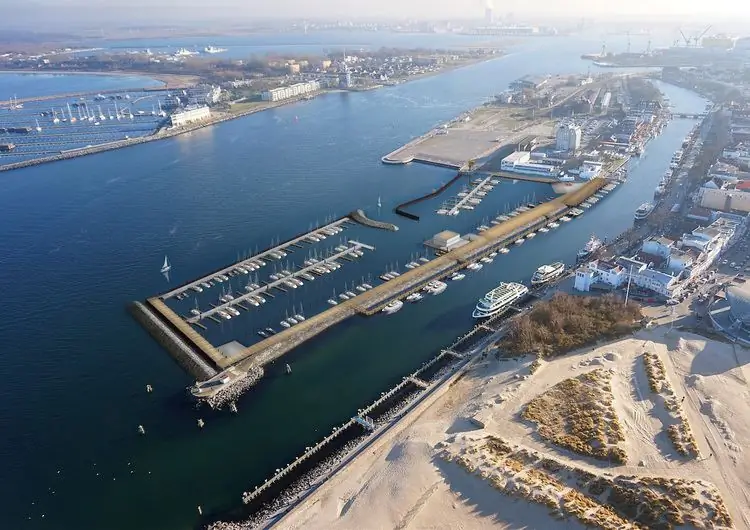 Пристань для спортивных катеров Варнемюндер расширена