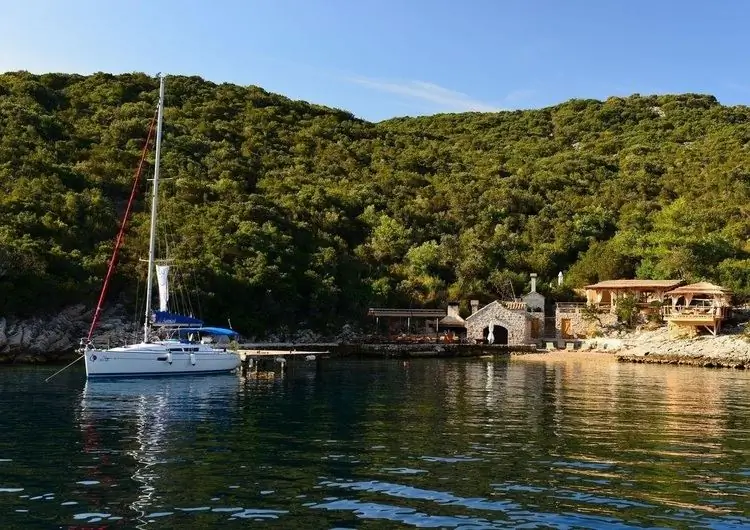 Оператор ресторана в Хорватии погиб в результате столкновения с лодкой