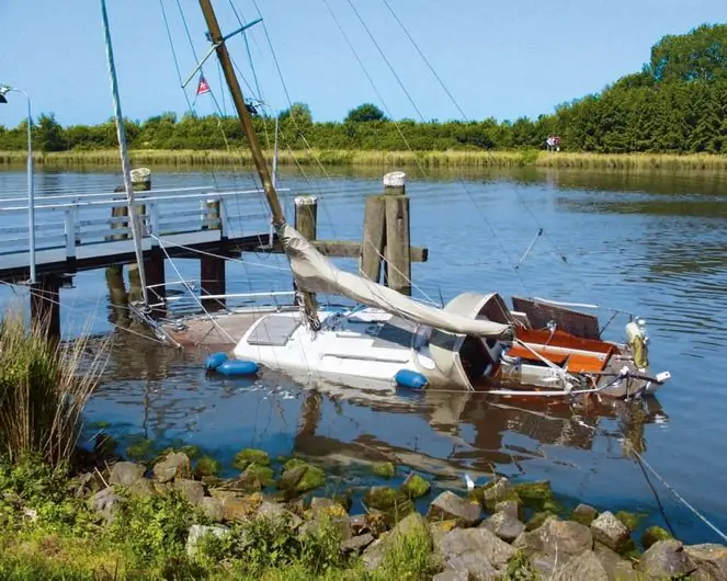 Утечка на паруснике