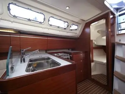 холми! Делер 41