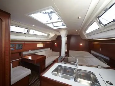 холми! Делер 41