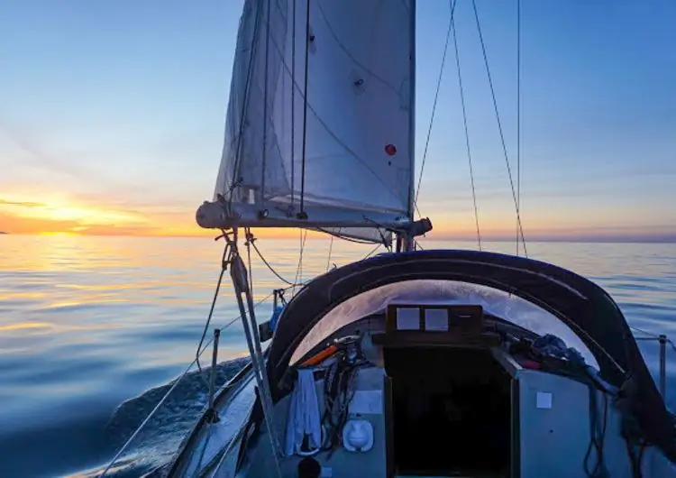 Атлантическая трасса на высоте девяти метров: от Азорских островов до Куксхафена