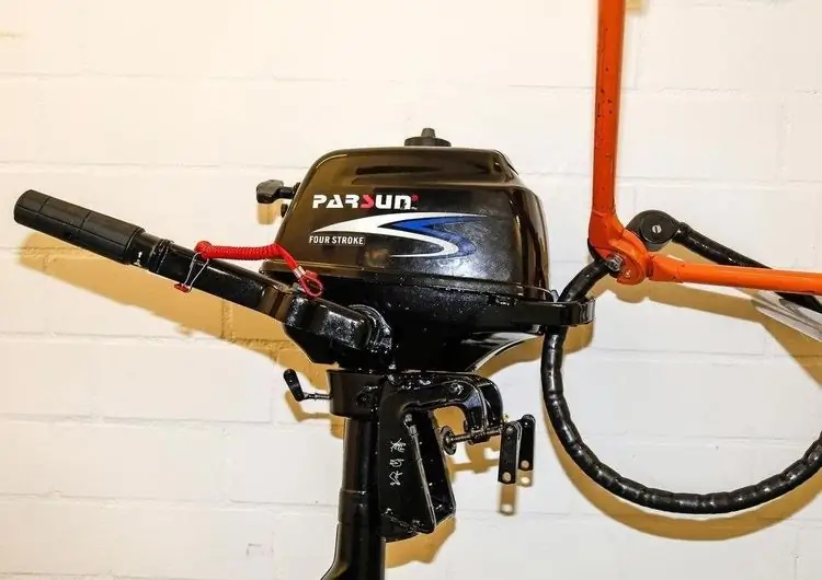 Успешный на след лодочных воров