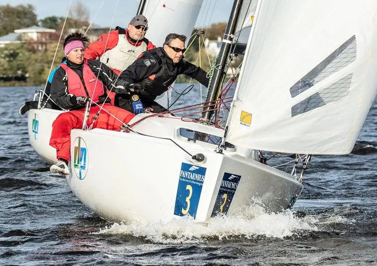 Дуйсбургская команда обманула опытного альстера