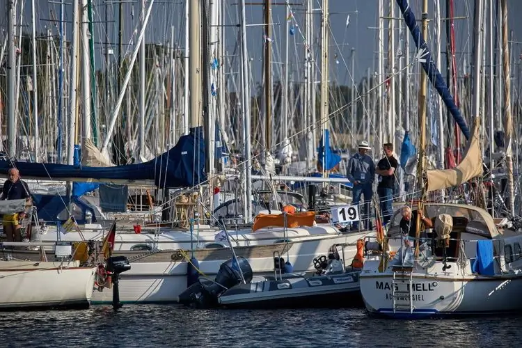 GARMIN YACHT Modern Classics от GRÜNDL