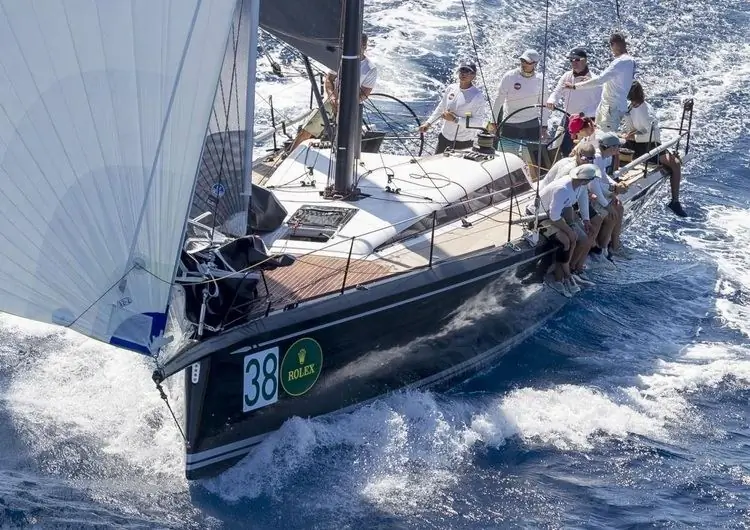 «OneGroup» Стефана Хайденрайха выигрывает первый чемпионат мира ClubSwan 50