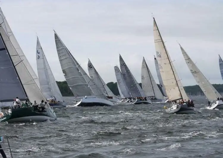 В последнюю минуту: более длительный период регистрации, измененная программа