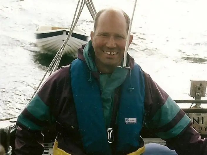 Петер Мёбус