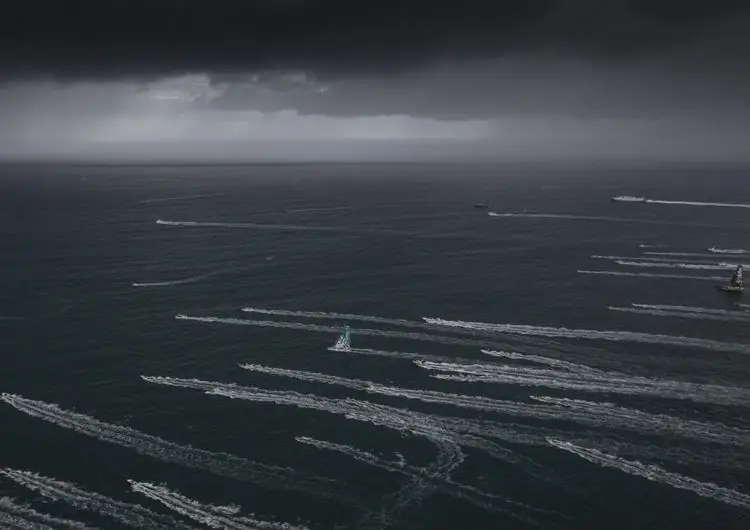 Трудный старт для солистов Transat