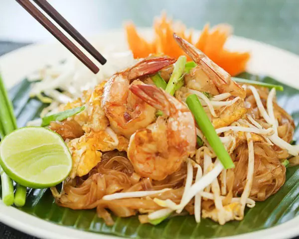 Типичная тайская еда: Пад Тай