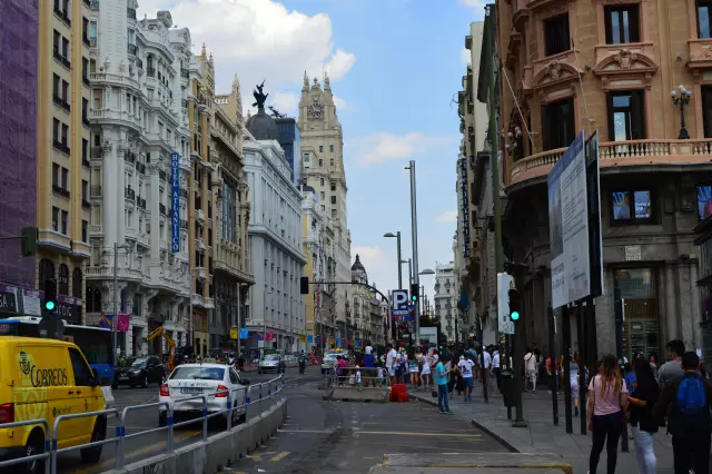 Полдень в Мадриде