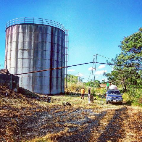 Французская пчела только что сделала это намного дешевле, чтобы прилететь в Париж из Нью-Йорка