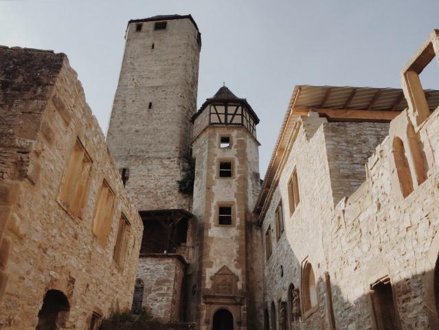 Самые красивые замки и замки во Франции