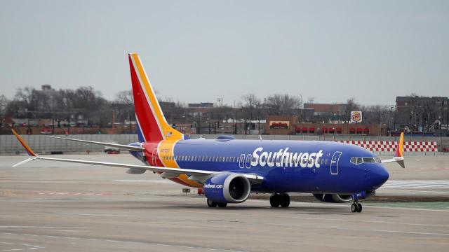 Соединенные Штаты присоединятся к другим странам в посадке самолета Boeing 737 Max
