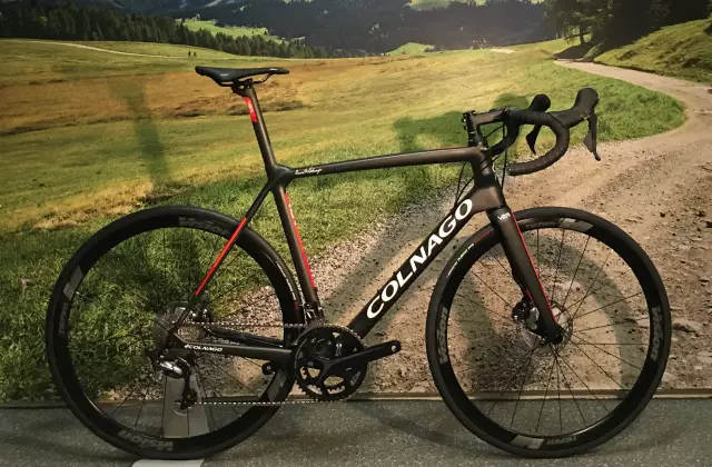 Первый взгляд: Colnago V2-r