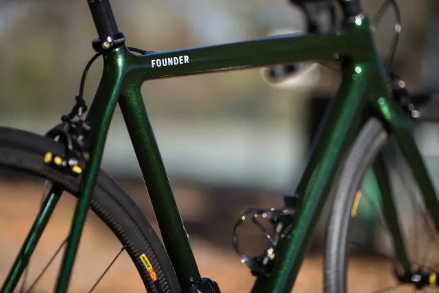 Первый взгляд: HIA Velo