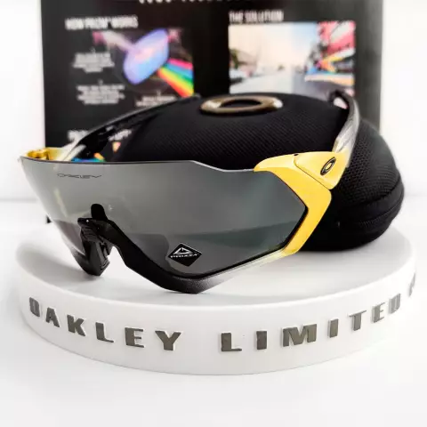 Солнцезащитные очки Oakley Flight Jacket обещают туманную прогулку