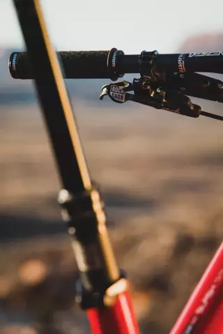 RockShox Dropper-Post Remote получает обработку Paddle-Shifter